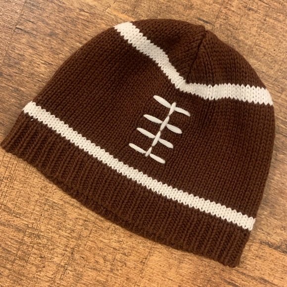 Mud Pie Other - Mudpie knit football hat toboggan 0-12 months